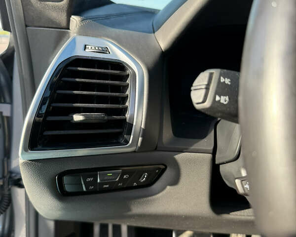 Сірий БМВ 8 Series Gran Coupe, об'ємом двигуна 3 л та пробігом 34 тис. км за 64999 $, фото 51 на Automoto.ua