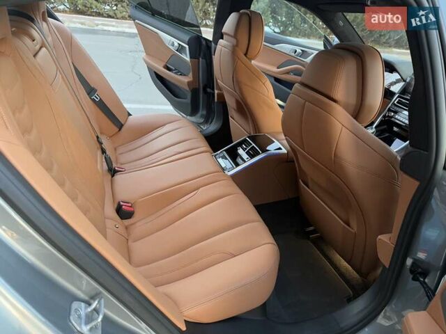 Серый БМВ 8 Series Gran Coupe, объемом двигателя 2.99 л и пробегом 10 тыс. км за 104999 $, фото 33 на Automoto.ua