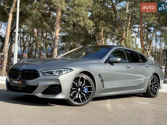 Серый БМВ 8 Series Gran Coupe, объемом двигателя 2.99 л и пробегом 10 тыс. км за 104999 $, фото 4 на Automoto.ua