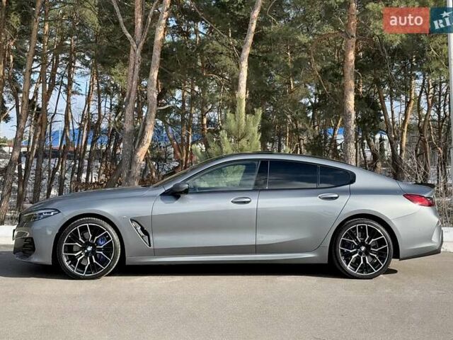 Серый БМВ 8 Series Gran Coupe, объемом двигателя 2.99 л и пробегом 10 тыс. км за 104999 $, фото 5 на Automoto.ua