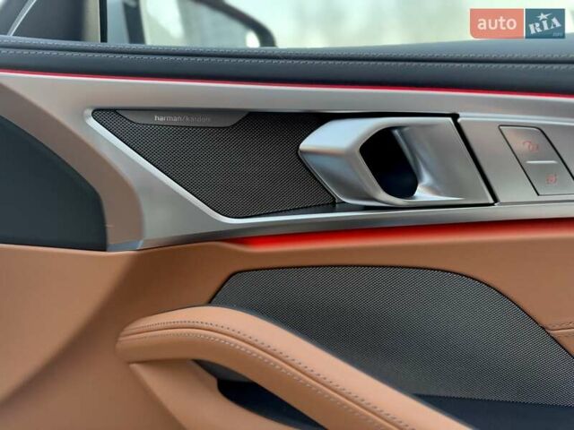Серый БМВ 8 Series Gran Coupe, объемом двигателя 2.99 л и пробегом 10 тыс. км за 104999 $, фото 23 на Automoto.ua