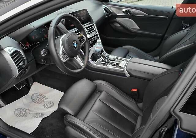 Синий БМВ 8 Series Gran Coupe, объемом двигателя 4.39 л и пробегом 63 тыс. км за 68900 $, фото 12 на Automoto.ua