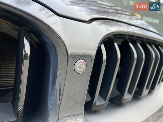 Синий БМВ 8 Series Gran Coupe, объемом двигателя 3 л и пробегом 20 тыс. км за 77000 $, фото 4 на Automoto.ua