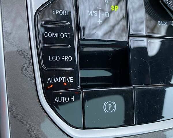 Синий БМВ 8 Series Gran Coupe, объемом двигателя 3 л и пробегом 20 тыс. км за 77000 $, фото 34 на Automoto.ua