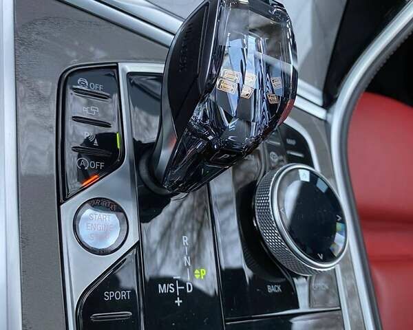 Синий БМВ 8 Series Gran Coupe, объемом двигателя 3 л и пробегом 20 тыс. км за 77000 $, фото 33 на Automoto.ua