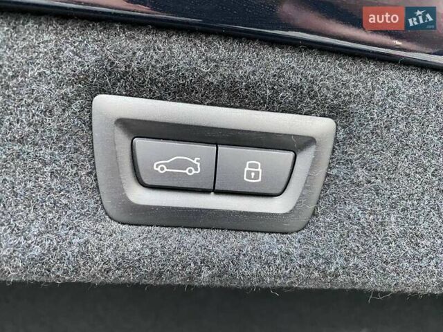 Синий БМВ 8 Series Gran Coupe, объемом двигателя 3 л и пробегом 20 тыс. км за 77000 $, фото 16 на Automoto.ua