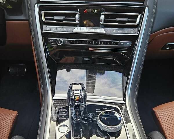 Зелений БМВ 8 Series Gran Coupe, об'ємом двигуна 2.99 л та пробігом 8 тис. км за 145000 $, фото 7 на Automoto.ua