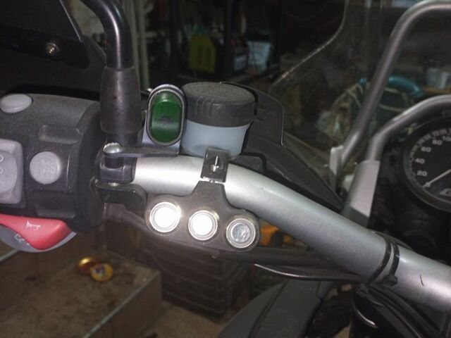 БМВ 95 XF 380, объемом двигателя 1.2 л и пробегом 0 тыс. км за 7200 $, фото 5 на Automoto.ua