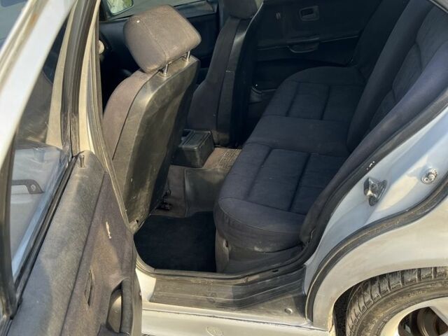 Сірий БМВ Є 36, об'ємом двигуна 2 л та пробігом 0 тис. км за 2650 $, фото 4 на Automoto.ua