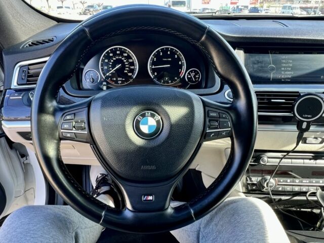 Белый БМВ Gran Turismo, объемом двигателя 3 л и пробегом 225 тыс. км за 16000 $, фото 8 на Automoto.ua