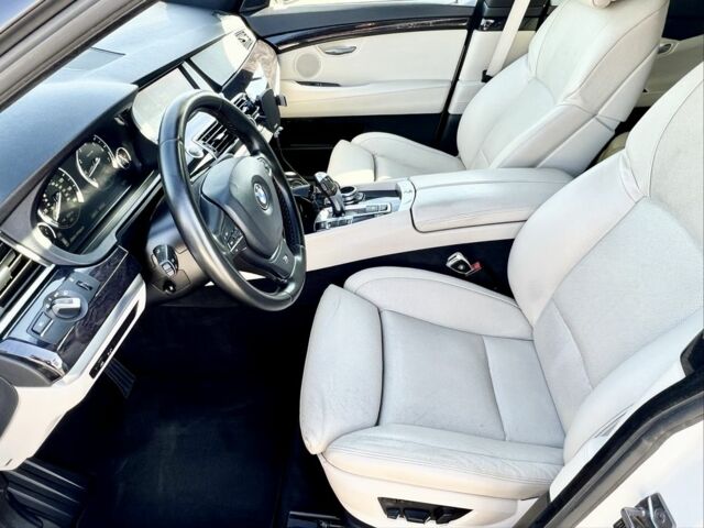 Белый БМВ Gran Turismo, объемом двигателя 3 л и пробегом 225 тыс. км за 16000 $, фото 4 на Automoto.ua