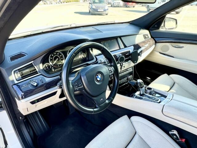 Белый БМВ Gran Turismo, объемом двигателя 3 л и пробегом 225 тыс. км за 16000 $, фото 3 на Automoto.ua