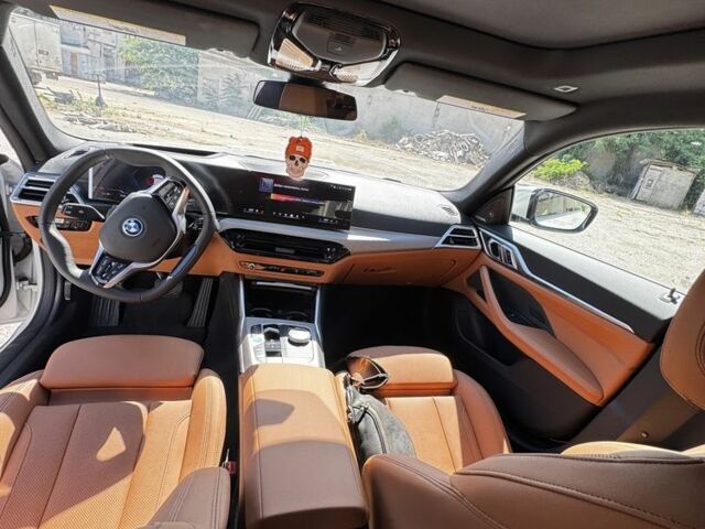 Белый БМВ Gran Turismo, объемом двигателя 0 л и пробегом 5 тыс. км за 48000 $, фото 6 на Automoto.ua