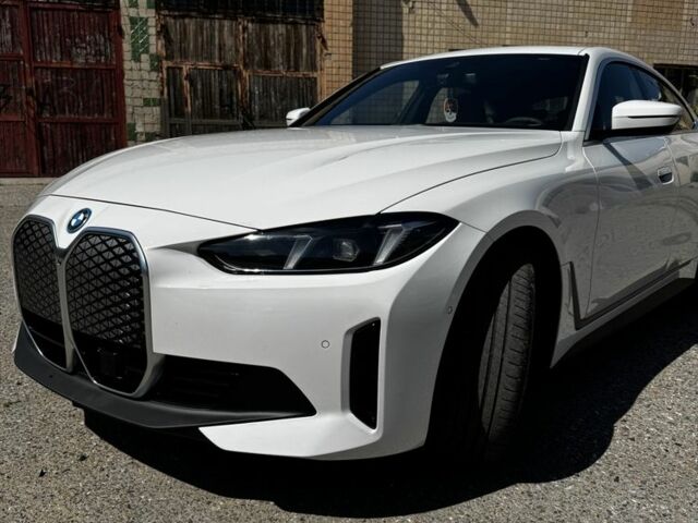 Белый БМВ Gran Turismo, объемом двигателя 0 л и пробегом 5 тыс. км за 48000 $, фото 1 на Automoto.ua