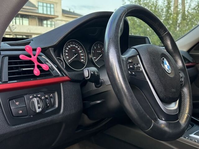 Черный БМВ Gran Turismo, объемом двигателя 2 л и пробегом 260 тыс. км за 13499 $, фото 4 на Automoto.ua