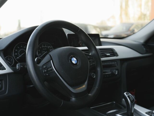 Серый БМВ Gran Turismo, объемом двигателя 2 л и пробегом 122 тыс. км за 321 $, фото 4 на Automoto.ua