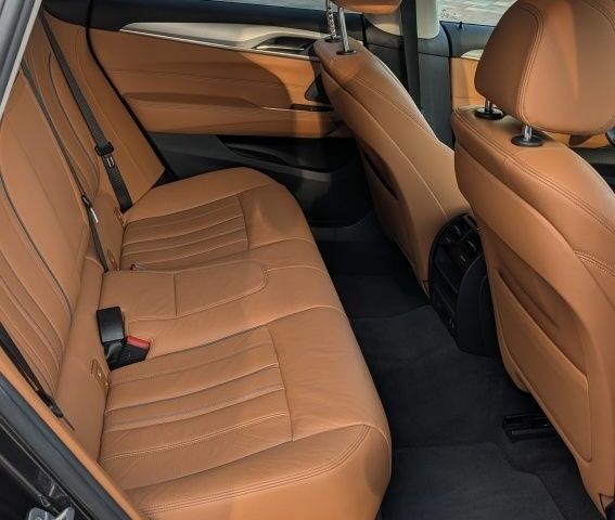 Серый БМВ Gran Turismo, объемом двигателя 2 л и пробегом 85 тыс. км за 36135 $, фото 7 на Automoto.ua