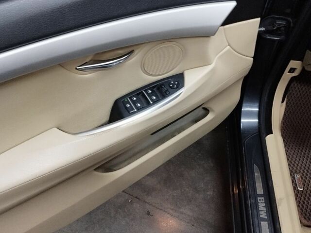 Серый БМВ Gran Turismo, объемом двигателя 2 л и пробегом 250 тыс. км за 17000 $, фото 8 на Automoto.ua