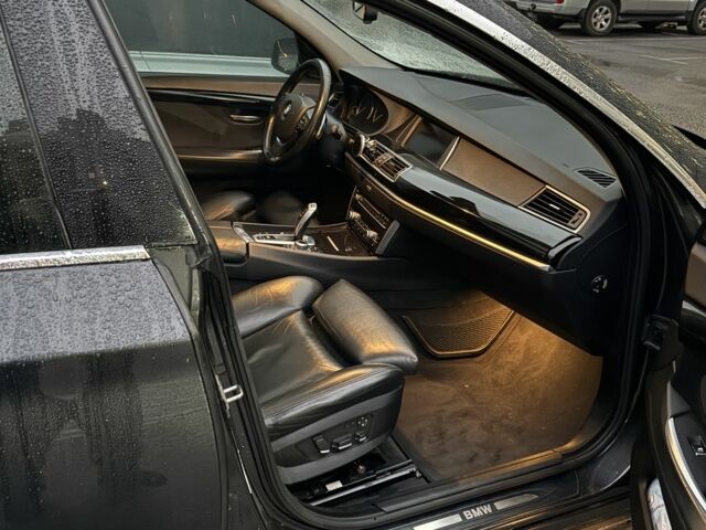 Серый БМВ Gran Turismo, объемом двигателя 3 л и пробегом 280 тыс. км за 391 $, фото 2 на Automoto.ua