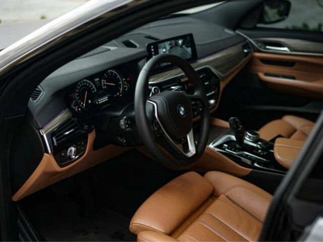 Серый БМВ Gran Turismo, объемом двигателя 3 л и пробегом 97 тыс. км за 43900 $, фото 5 на Automoto.ua