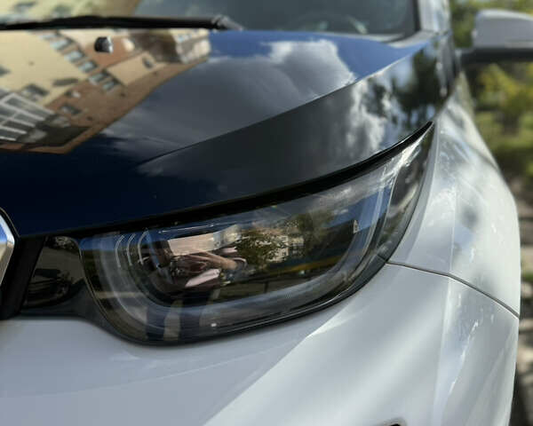 Белый БМВ И3, объемом двигателя 0 л и пробегом 130 тыс. км за 10500 $, фото 2 на Automoto.ua