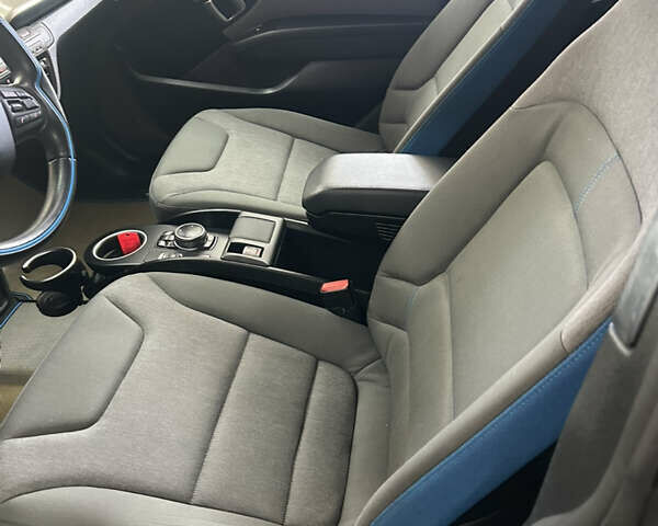 Белый БМВ И3, объемом двигателя 0 л и пробегом 139 тыс. км за 8000 $, фото 10 на Automoto.ua