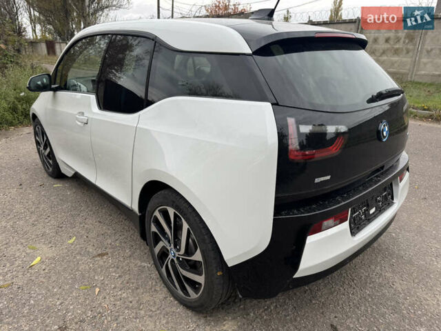 БМВ И3 2014 в Одессе на Automoto.ua Белый БМВ И3, объемом двигателя 0 л и пробегом 115 тыс. км за 8500 $, фото 4 на Automoto.ua