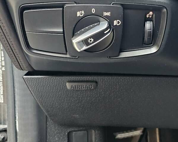 БМВ И3 2014 в Днепре (Днепропетровске) на Automoto.ua Белый БМВ И3, объемом двигателя 0 л и пробегом 145 тыс. км за 9200 $, фото 11 на Automoto.ua