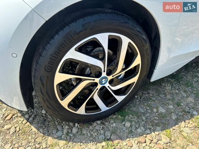 Белый БМВ И3, объемом двигателя 0 л и пробегом 171 тыс. км за 8900 $, фото 15 на Automoto.ua