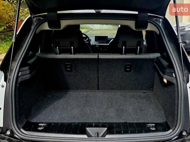 Белый БМВ И3, объемом двигателя 0 л и пробегом 94 тыс. км за 8200 $, фото 12 на Automoto.ua