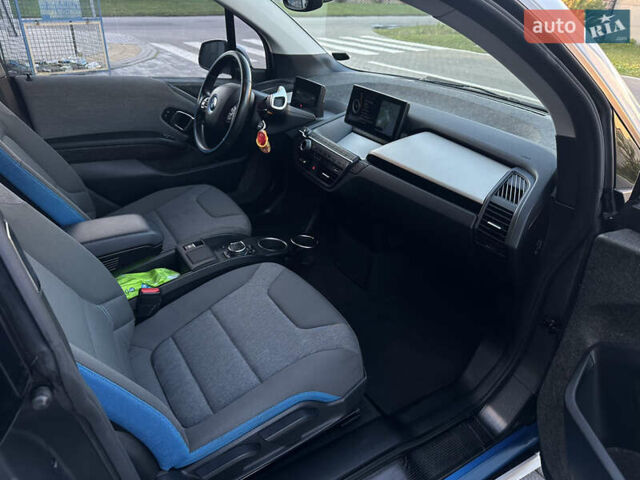 Белый БМВ И3, объемом двигателя 0 л и пробегом 161 тыс. км за 8500 $, фото 17 на Automoto.ua