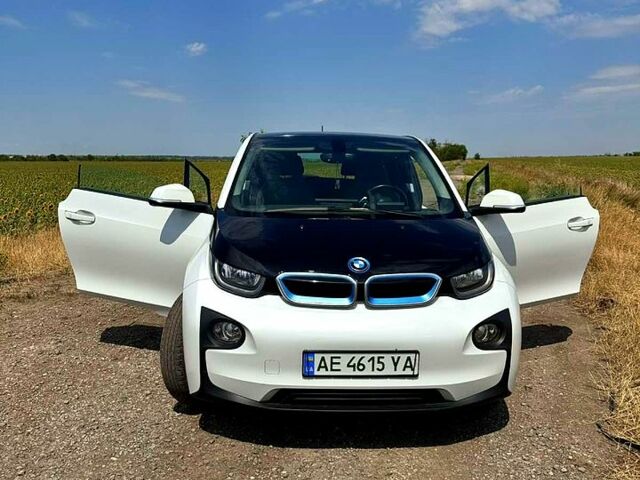 Белый БМВ И3, объемом двигателя 0 л и пробегом 120 тыс. км за 8400 $, фото 1 на Automoto.ua