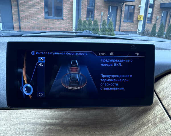 Белый БМВ И3, объемом двигателя 0 л и пробегом 128 тыс. км за 8500 $, фото 20 на Automoto.ua