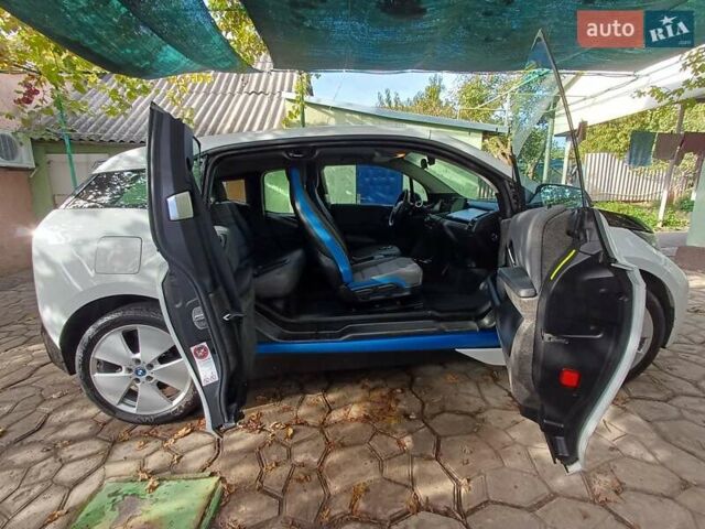 Белый БМВ И3, объемом двигателя 0 л и пробегом 107 тыс. км за 8300 $, фото 19 на Automoto.ua