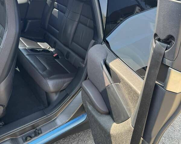 Белый БМВ И3, объемом двигателя 0.65 л и пробегом 130 тыс. км за 12700 $, фото 23 на Automoto.ua