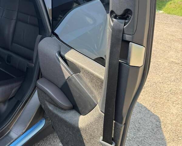 Белый БМВ И3, объемом двигателя 0.65 л и пробегом 130 тыс. км за 12700 $, фото 17 на Automoto.ua