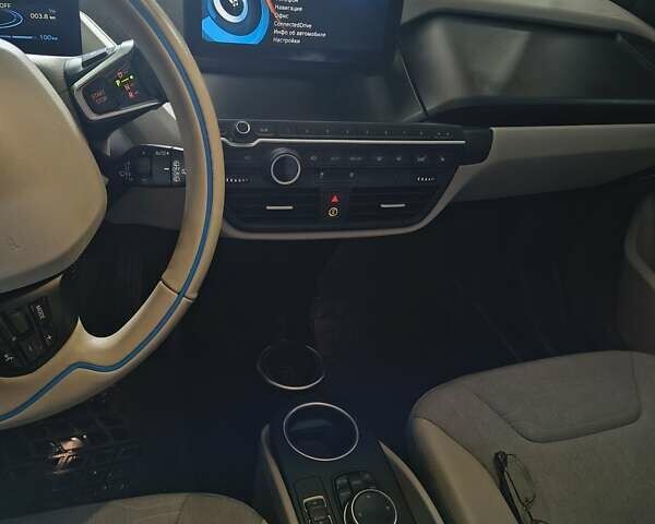Белый БМВ И3, объемом двигателя 0 л и пробегом 82 тыс. км за 9100 $, фото 10 на Automoto.ua