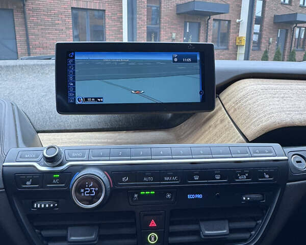 Белый БМВ И3, объемом двигателя 0 л и пробегом 128 тыс. км за 8500 $, фото 9 на Automoto.ua