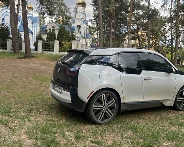 Белый БМВ И3, объемом двигателя 0 л и пробегом 72 тыс. км за 7500 $, фото 8 на Automoto.ua