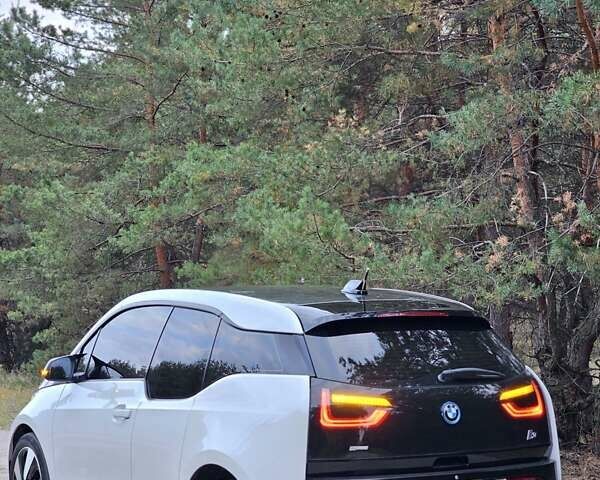 БМВ И3 2014 в Днепре (Днепропетровске) на Automoto.ua Белый БМВ И3, объемом двигателя 0 л и пробегом 145 тыс. км за 9200 $, фото 6 на Automoto.ua