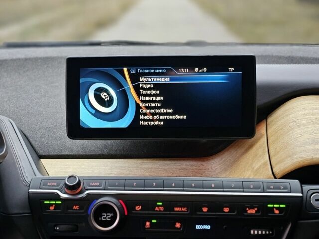 БМВ И3 2014 в Днепре (Днепропетровске) на Automoto.ua Белый БМВ И3, объемом двигателя 0 л и пробегом 145 тыс. км за 9200 $, фото 15 на Automoto.ua