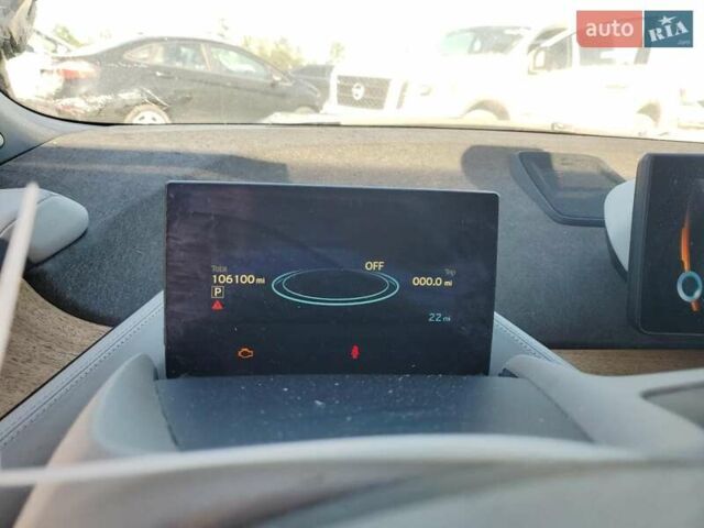 Белый БМВ И3, объемом двигателя 0 л и пробегом 170 тыс. км за 1600 $, фото 8 на Automoto.ua
