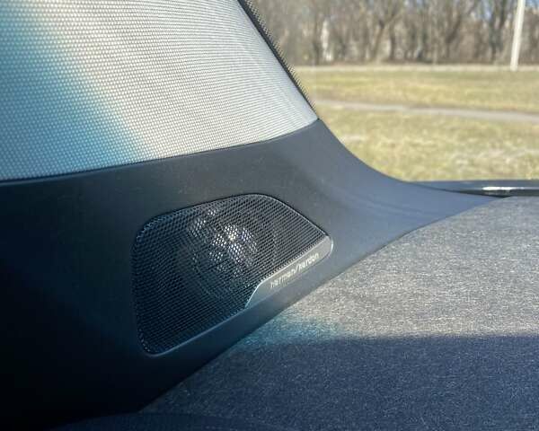 Белый БМВ И3, объемом двигателя 0 л и пробегом 100 тыс. км за 9200 $, фото 6 на Automoto.ua