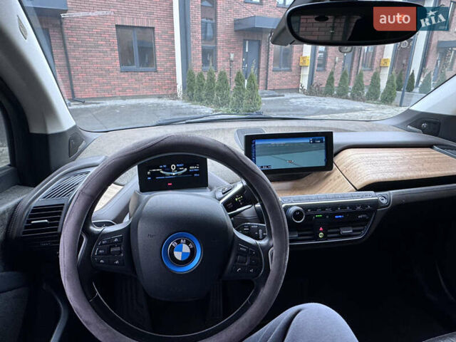 Белый БМВ И3, объемом двигателя 0 л и пробегом 128 тыс. км за 8500 $, фото 15 на Automoto.ua