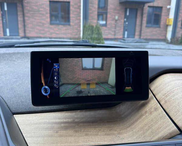 Белый БМВ И3, объемом двигателя 0 л и пробегом 128 тыс. км за 8500 $, фото 22 на Automoto.ua