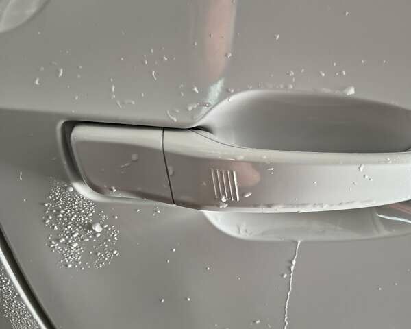 Белый БМВ И3, объемом двигателя 0 л и пробегом 82 тыс. км за 9100 $, фото 9 на Automoto.ua