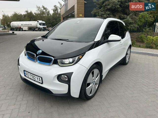 Белый БМВ И3, объемом двигателя 0 л и пробегом 190 тыс. км за 10500 $, фото 3 на Automoto.ua