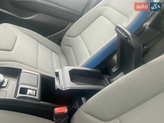 Белый БМВ И3, объемом двигателя 0 л и пробегом 90 тыс. км за 7999 $, фото 20 на Automoto.ua