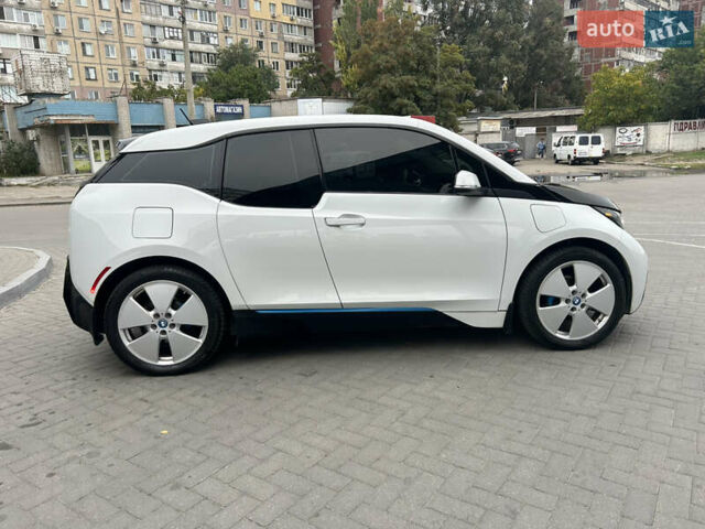 Белый БМВ И3, объемом двигателя 0 л и пробегом 190 тыс. км за 10500 $, фото 16 на Automoto.ua