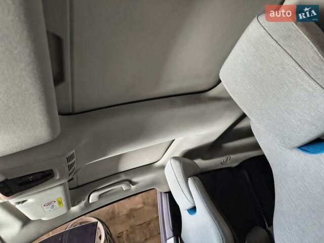 Белый БМВ И3, объемом двигателя 0 л и пробегом 82 тыс. км за 9100 $, фото 11 на Automoto.ua